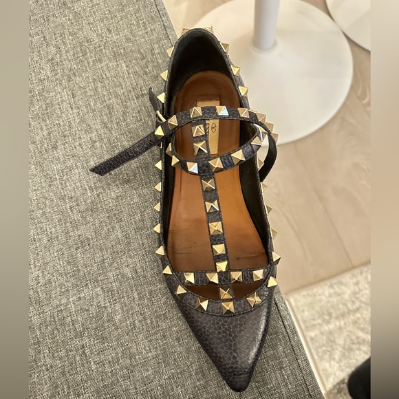 Excellent condition Valentino ballerina size 36.5, fits 37 - Picture 2 of 10